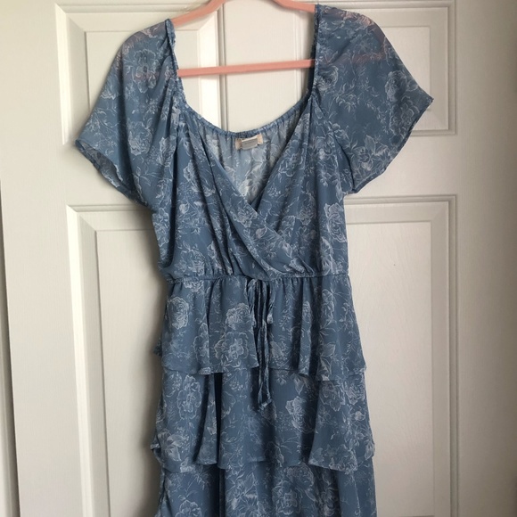 NWOT Altar'd State Dusty Blue Floral Dress with Tiered Skirt - Picture 4 of 8